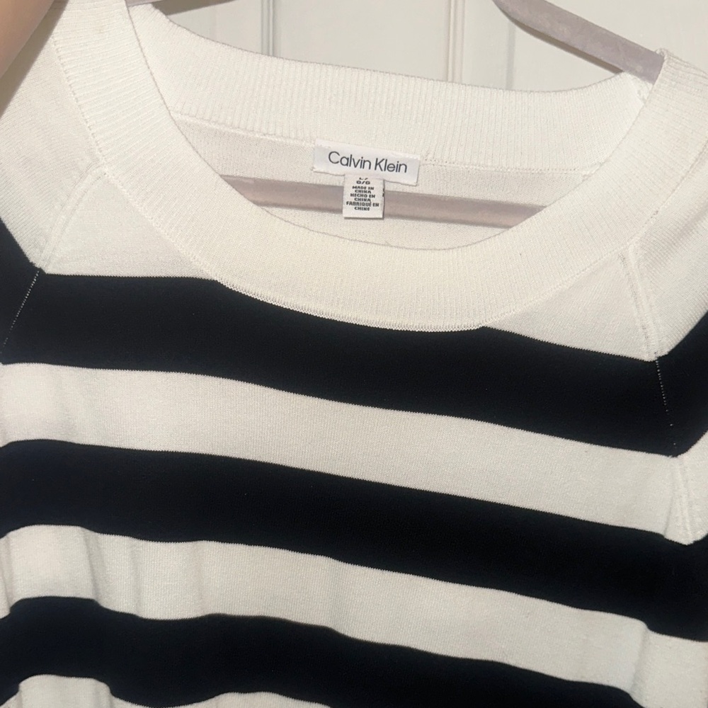 Calvin Klein Women's Sweater in Black and White Stripes